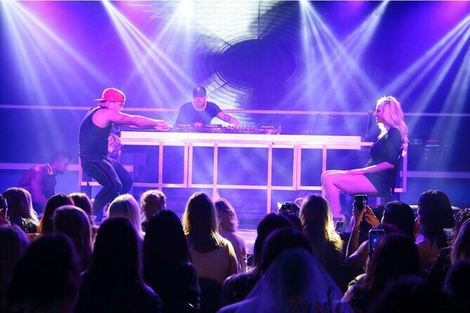 Magic Men Cabaret Ladies Night - Authentic Guest Experiences
