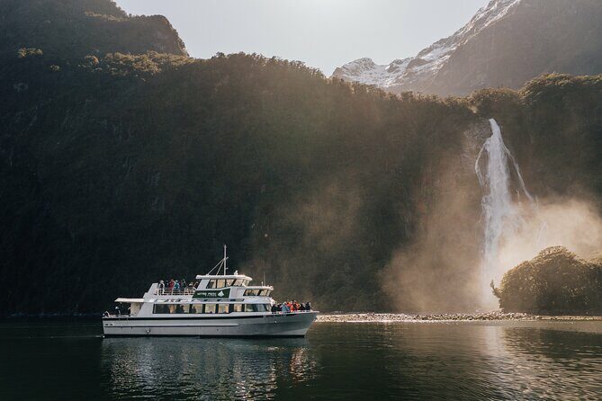 Milford Sound Helicopter and Cruise Tour from Queenstown - The Experience: What to Expect