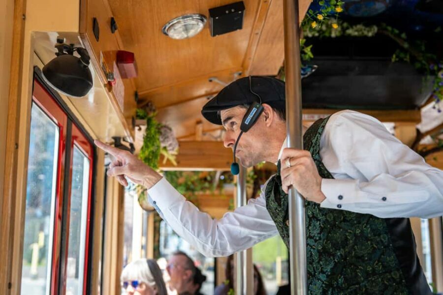 Minneapolis Narrated Sightseeing Scenic Tour - Who Will Love This Tour?