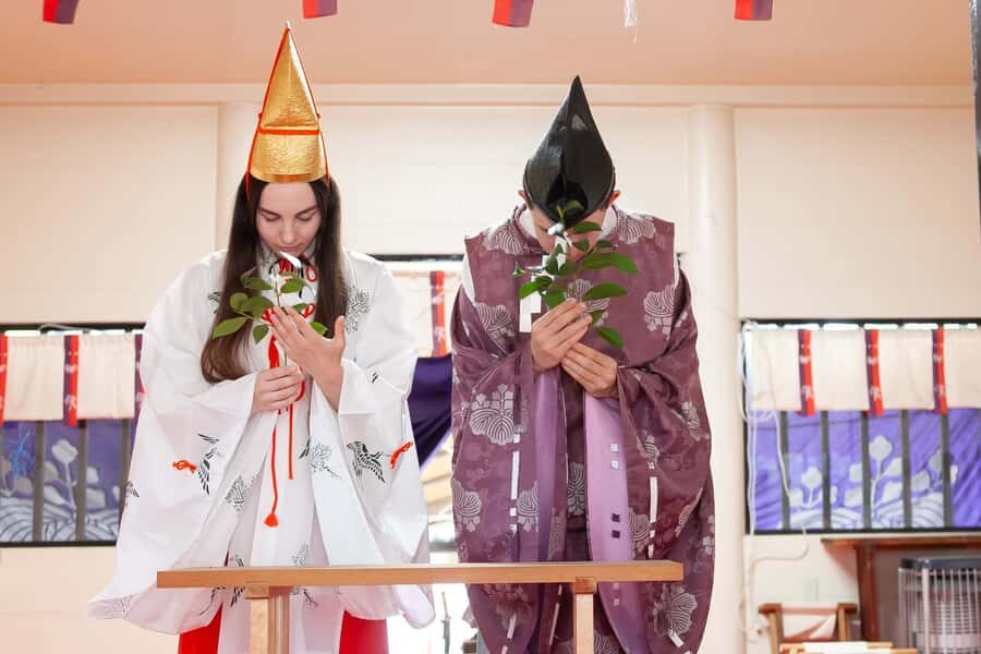 Nagoya: Shinto Priest or Shrine Maiden Experience - Participating in the Formal Worship Ceremony