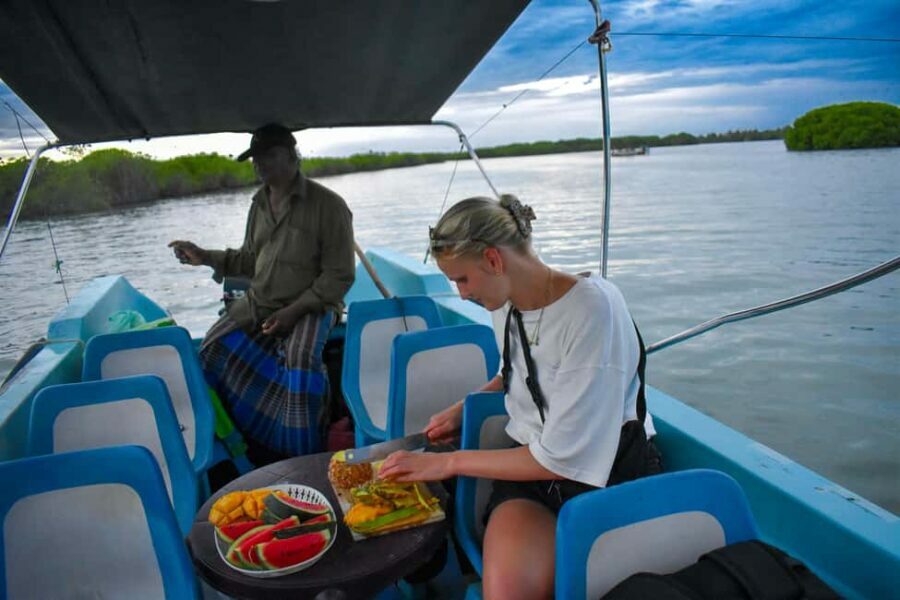 Negombo: Sunset lagoon boat tour with hotel transfers - What Travelers Say: Authentic Experiences