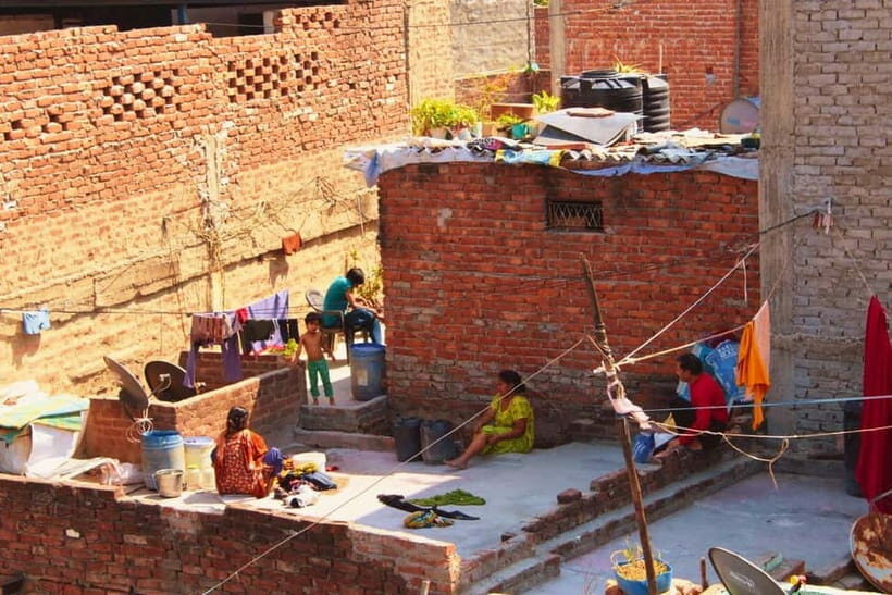 New Delhi: Sanjay Colony Slum Tour with Local Guide - The Itinerary Breakdown