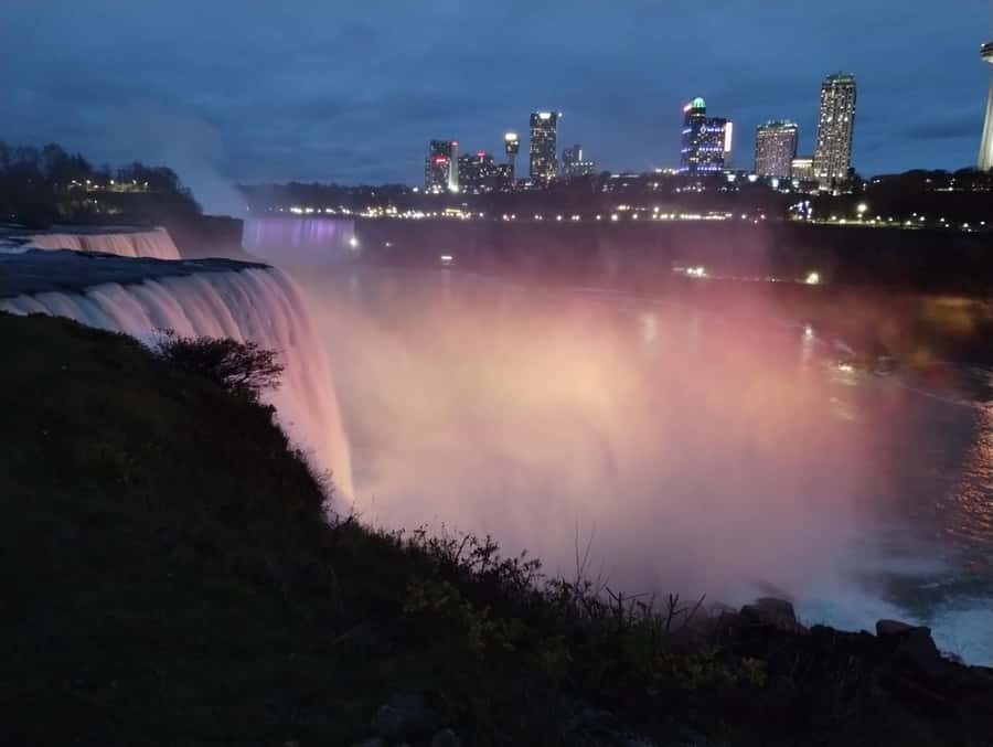 Niagara Falls USA Deluxe Winter Wonderland tour with Lunch - The Experience in Detail