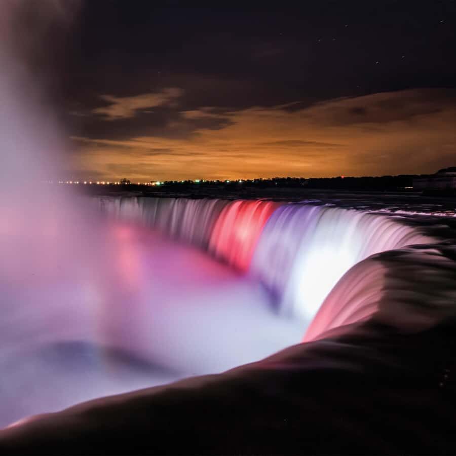 Niagara Falls, USA: Nightlight Experience with Fireworks - Who Should Consider This Tour?
