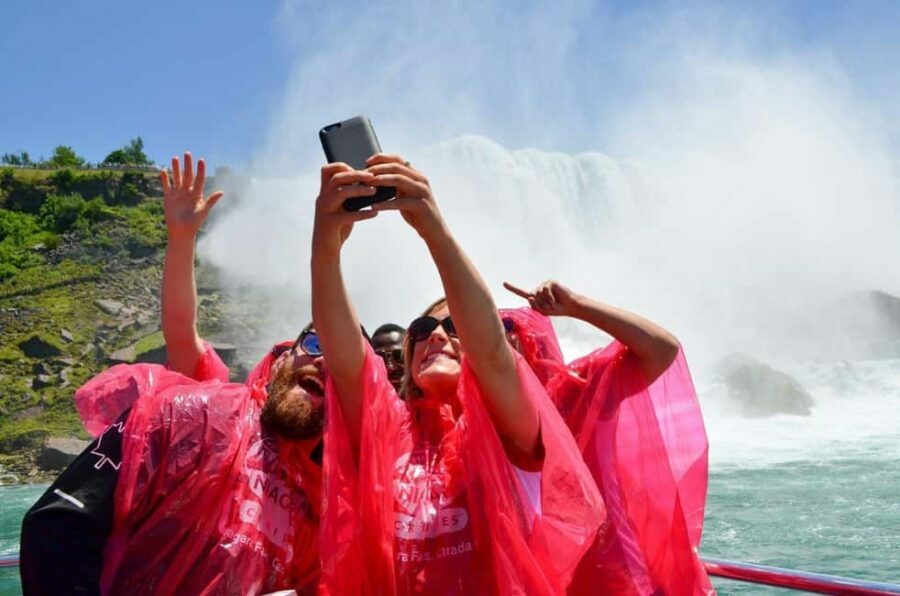 Niagara Falls Walking Tour with Boat Cruise Eco-Experience - Authentic Traveler Perspectives
