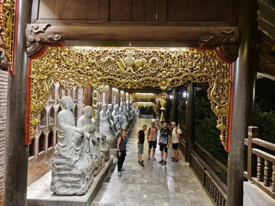 Ninh Binh Night Tour : Bai Dinh Pagoda & Hoa Lu Old Town - The Value of This Night Tour