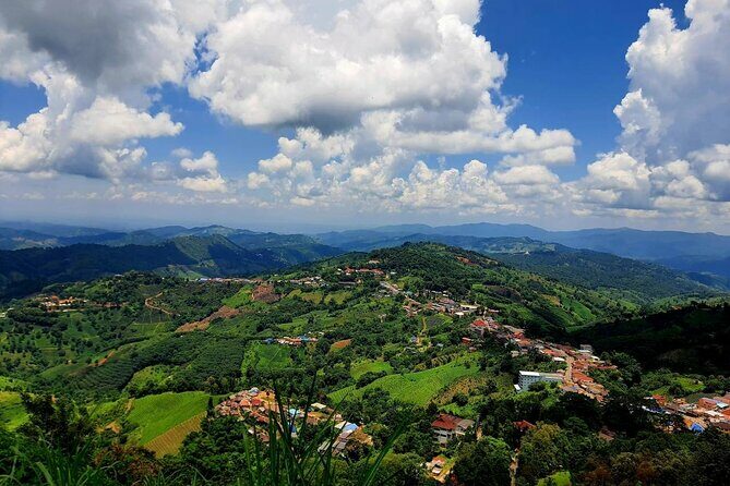 One Day Group Tour Experience in Chiangrai - FAQs