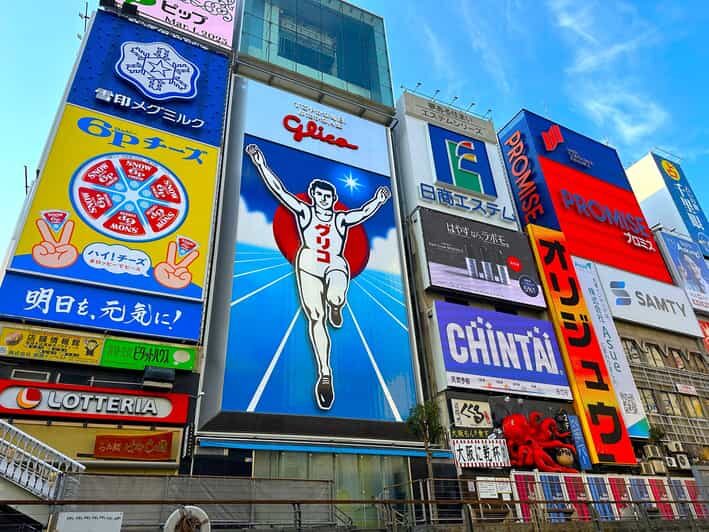 Osaka: 1-Day Guided Tour - Sky Bldg, Castle, Namba Shinsekai - Exploring Osaka Castle