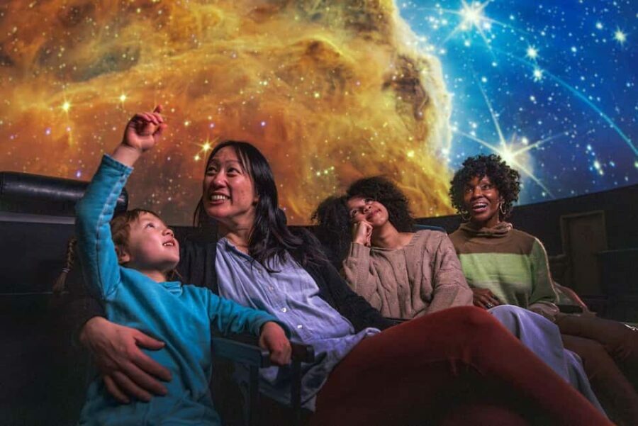 Philadelphia: The Franklin Institute Entry Ticket - A Day Filled With Hands-On Science