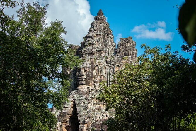 Private Angkor Wat Sunrise Guide Tour include Breakfast and Snack - Analyzing the Value