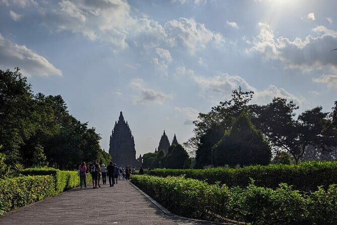 Private Borobudur Heritage Tour Merapi Jeep & Prambanan Temple - Authentic Experiences and Traveler Insights