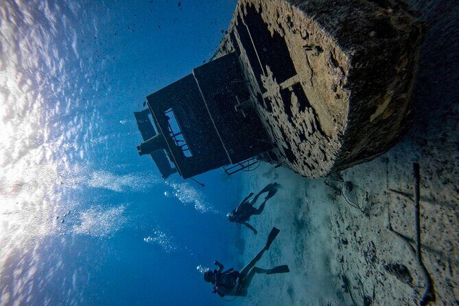 Private Dive + videographer/Photographer (Certified divers only) - Dive Sites and Customization