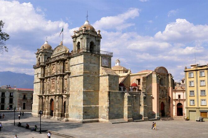 Private Historic City Tour + Street Food of Oaxaca - Best Rated - Who Should Consider This Tour?