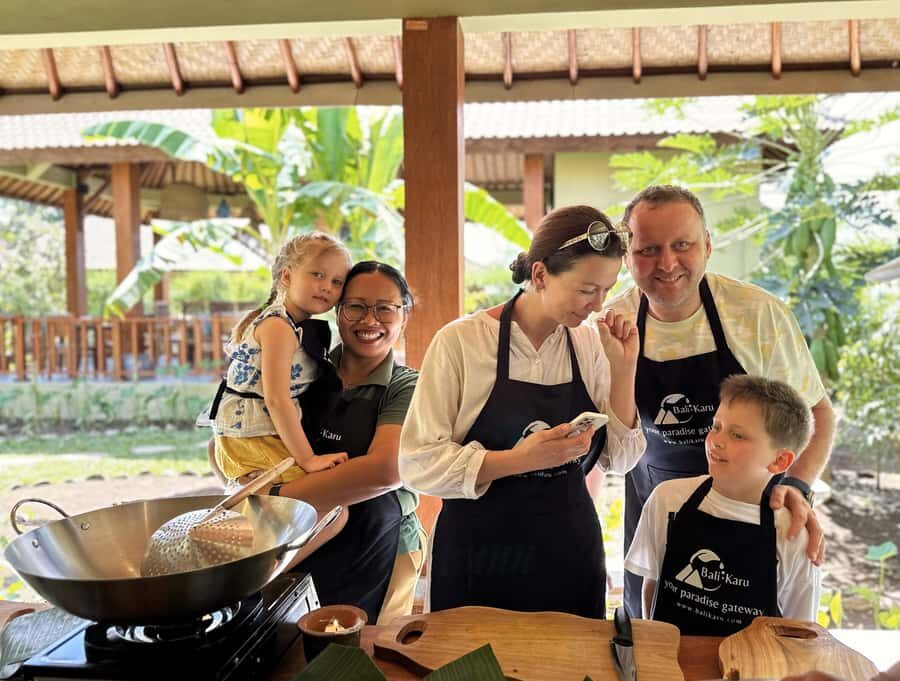 Pure Bali Village Experience Cooking & Jamu Class, Transfer - What the Reviews Say