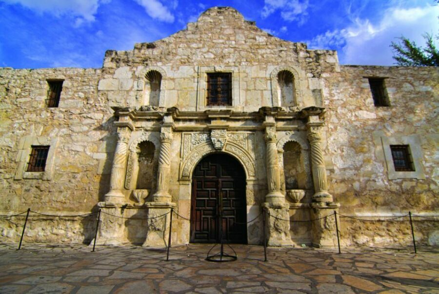 San Antonio Premium City Tour with Alamo & River Walk Cruise - Transportation and Group Size