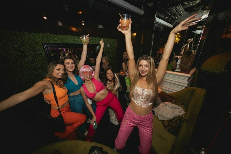 San Diego: Gaslamp Quarter Drink, Mingle & Dance Club Tour - Authentic Insights from Reviews