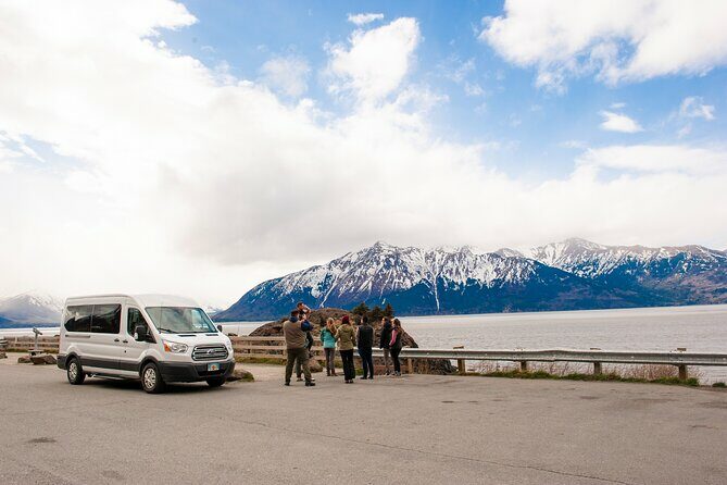 Scenic Tour to Wildlife Center from Anchorage - An In-Depth Look at the Tour Experience