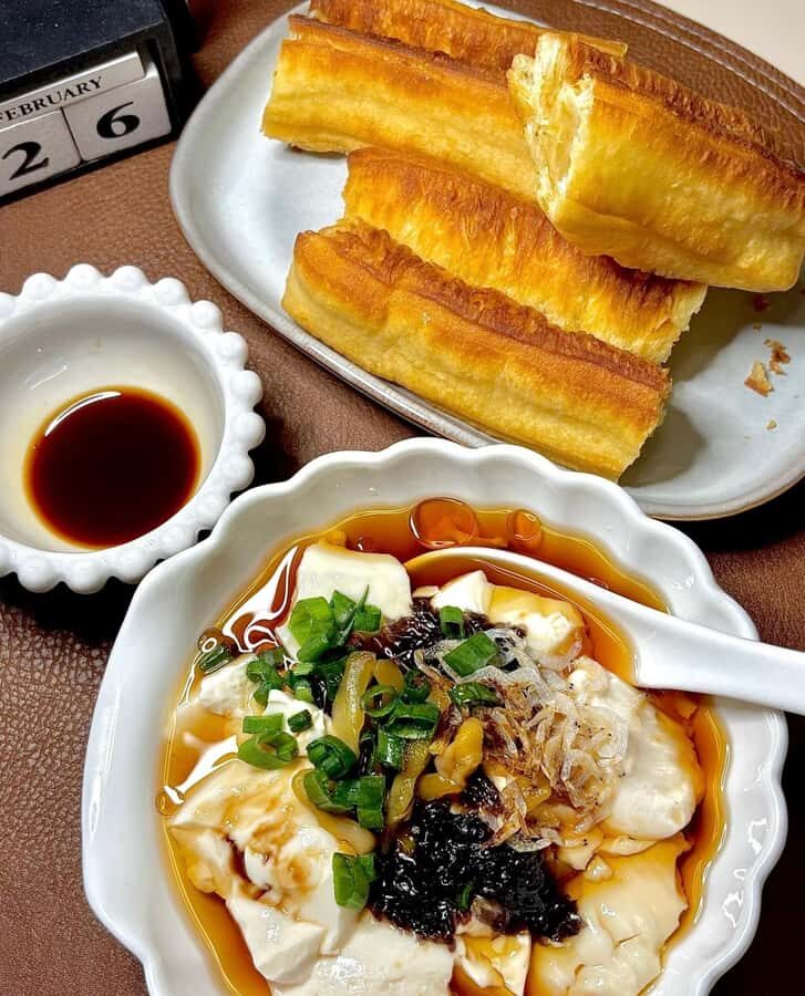 Shanghai Local Food Taste in former French Concession - A Stroll Through Xuhui Hengfu Historic District
