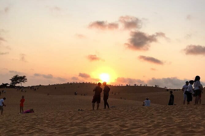Shared Sunrise or Sunset Jeep Tour in Mui Ne - What’s Included and What to Budget For
