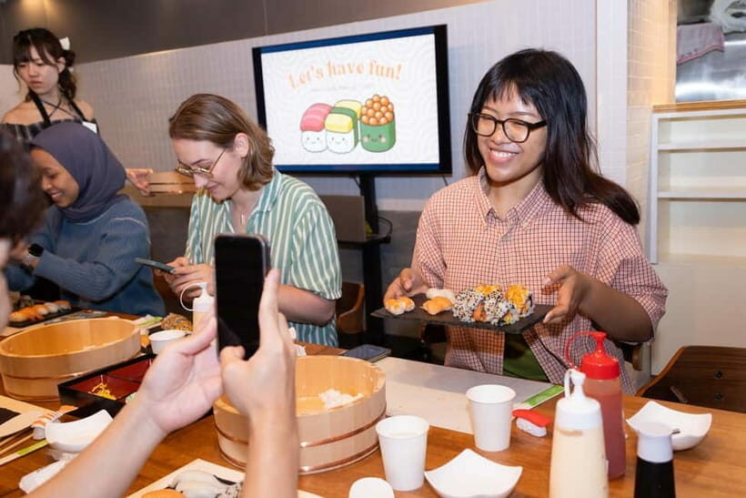 Shibuya Tokyo: Sushi Making Class (Vegan/Vegetarian/Halal) - The Location: Heart of Shibuya