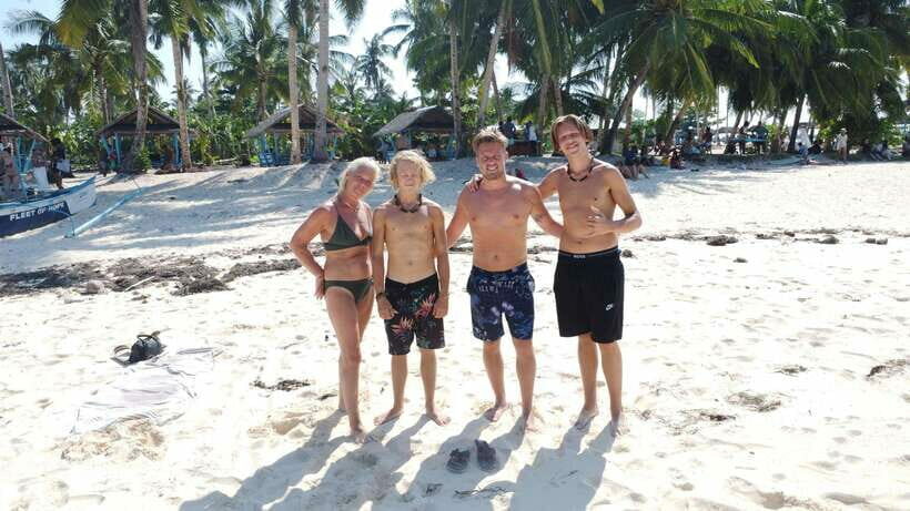 Siargao:Tri Island Hopping Naked Island, Daku, Guyam w/Lunch - What Makes This Tour Stand Out?