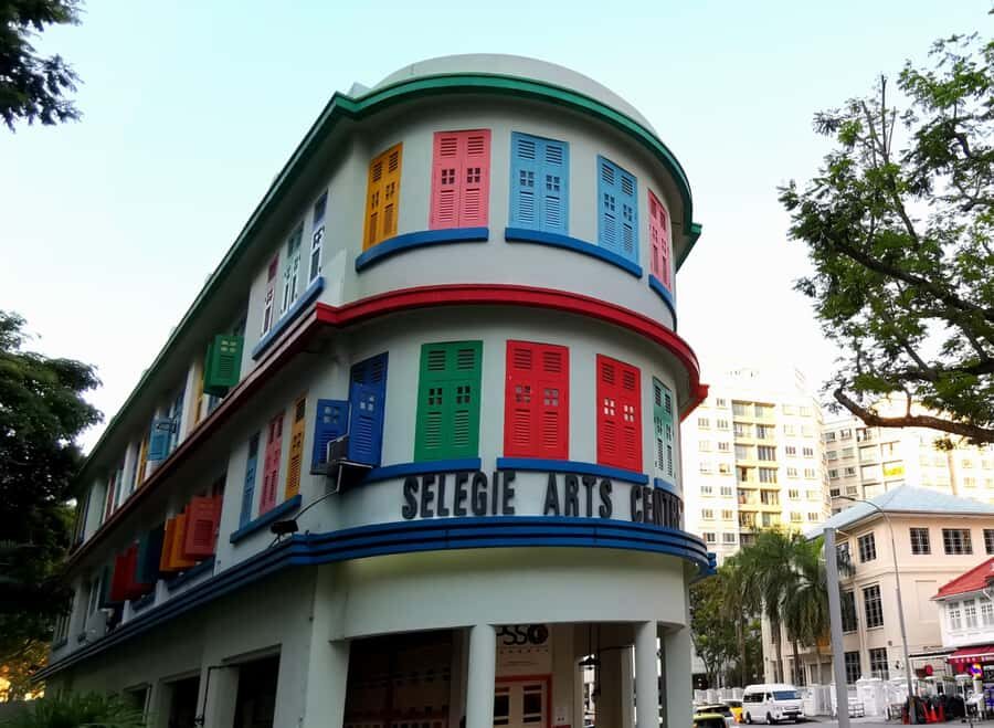 Singapore: Hidden Gems Kick Scooter Tour w/Dinner - Pricing and Value