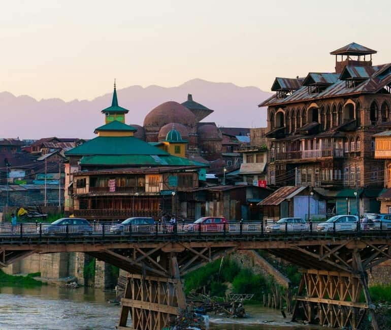 Srinagar Old City Heritage Walking Tour with Kahwa Tea - Final Thoughts