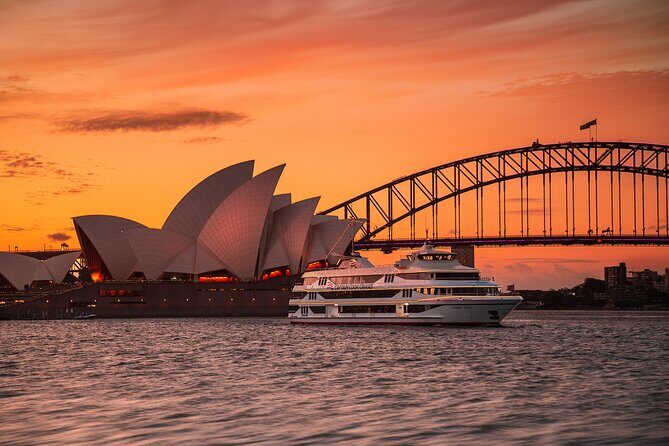 Sydney Harbour Starlight Dinner Cruise from Circular Quay - The Group Size and Timing