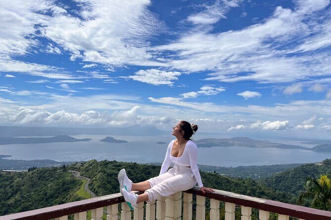 Tagaytay Day Tour sightseeing with Panoramic Taal volcano view - What the Tour Looks Like
