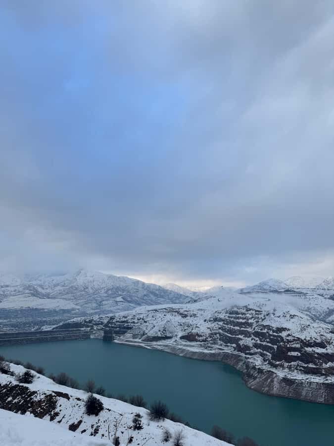 Tashkent: Amirsoy Resort, Chimgan, and Charvak Lake Trip - Amirsoy Ski Resort: Modern Comforts in the Mountains