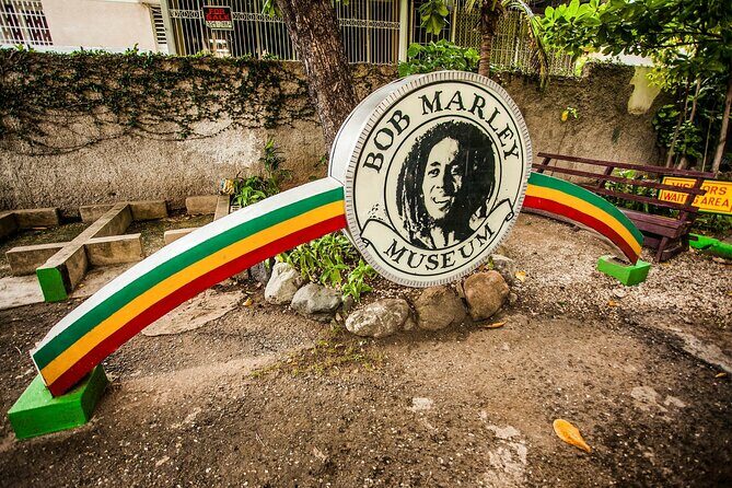 The Essential Bob Marley Tour: Visit His Home and more - Who Should Consider This Tour?