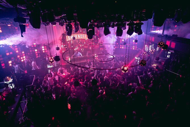 Tokyo Shinjuku: WARP Nightclub Admission Ticket (For Foreign) - Who’s This Experience Best For?
