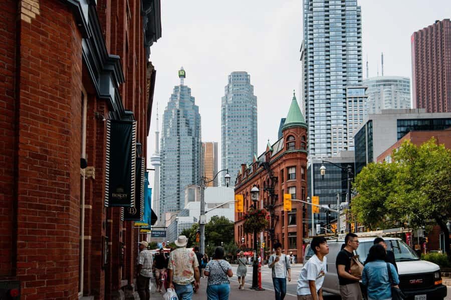 Toronto: City Highlights Express Tour - Who Should Consider This Tour?