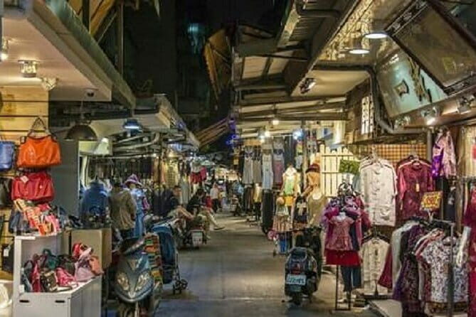 Translator Shopping Assistant and Business Tour Guide Service - What Makes This Tour Stand Out?