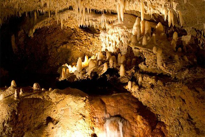 Treasures of Barbados Cave and Plantation Sightseeing Tour - Itinerary Deep Dive