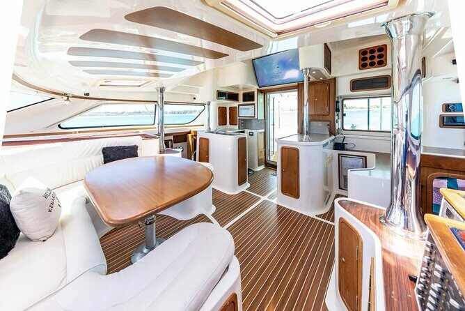 Turks and Caicos Full-Day Luxury Private Yacht Charter - Who Will Love This Tour?