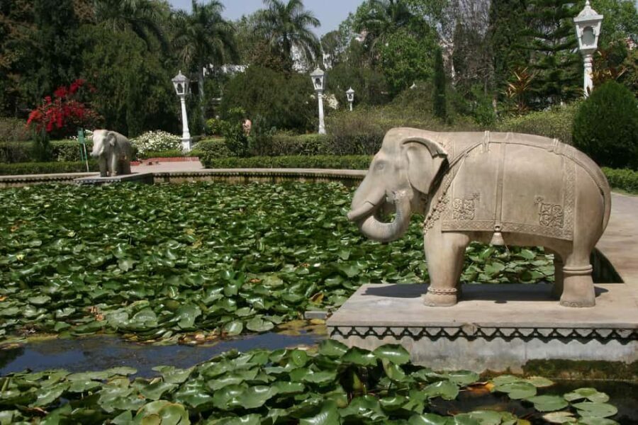 Udaipur: Private Full-Day Sightseeing Tour by Car with Guide - Why You’ll Love This Tour