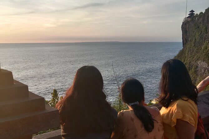 Uluwatu Temple Kecak Fire Dance Private Guided Tour - Practicalities and What to Expect