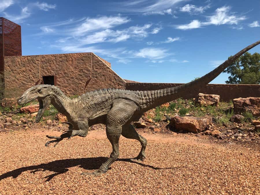 Winton: Age of Dinosaurs Museum Half Day Guided Transfer - A Closer Look at Each Part of the Tour