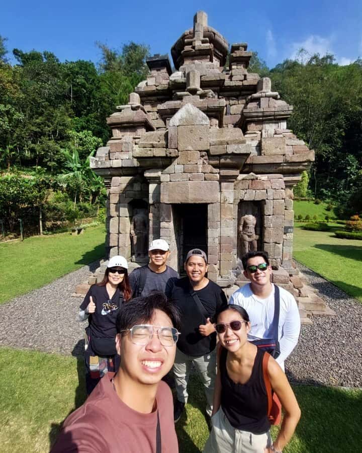 Yogyakarta: Selogriyo Temple and Rice Terrace Soft Trekking - What Makes This Tour Special?