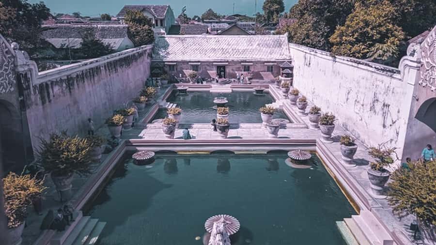 yogyakarta: Sultan Palace, Water Castle and food tasting - Why This Tour Matters for Travelers