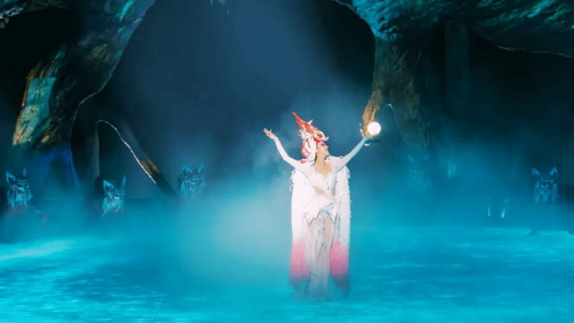Zhangjiajie: Tianmen Fox Fairy Live Performance - The Setting: A Natural Stage