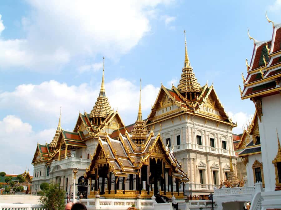 Bangkok: Private Wat Phra Kaew, Wat Pho & Wat Arun Tour - Practical Details and What to Keep in Mind