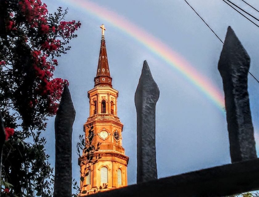 Charleston History Tour-Small Groups Only-History & Alleys - An In-Depth Look at the Charleston History Tour
