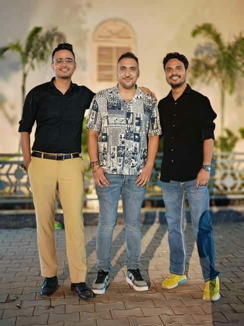 Delhi : Nightlife Tour with private car, guide & driver - A Closer Look at the Itinerary