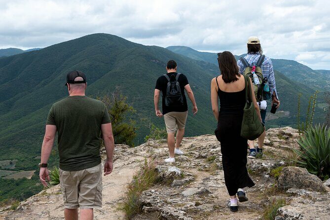 Hierve el Agua Half-Day: Early Access & Personal Guide + Pickup - Who Will Appreciate This Tour?