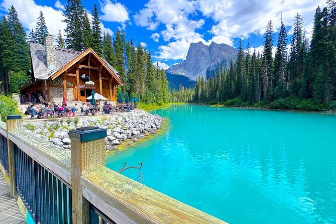 Shared Tour: Lake Louise & Moraine Lake from Canmore/Banff - Real Travelers’ Perspectives
