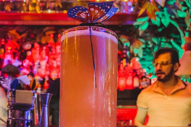 Thursday Night Bar Crawl in Guadalajara Mexico - What Sets This Tour Apart?